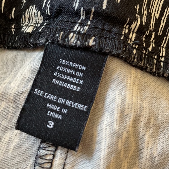 Torrid pants - Picture 4 of 5